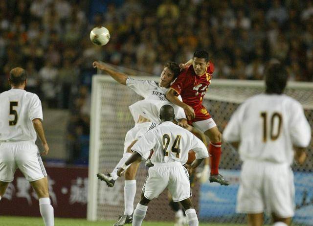  纽伦堡定位球防守密不透风力保城门不失